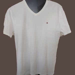 Men's White Tommy Hilfiger T-Shirt Size LG 100% Cotton